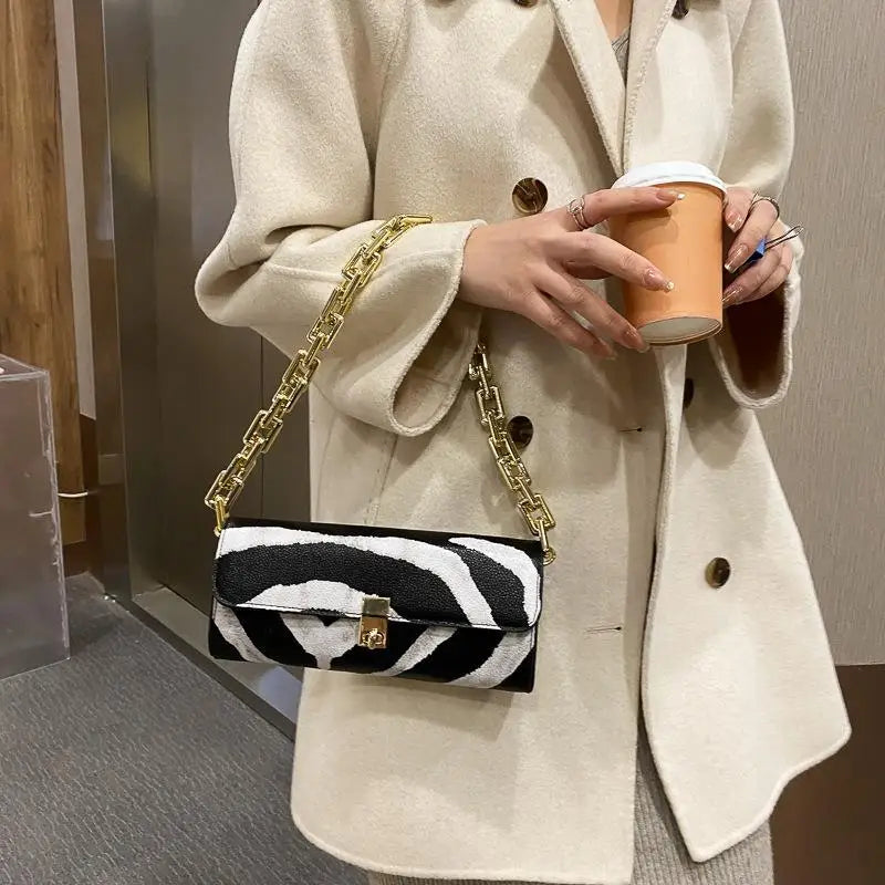 Cow Pattern Chain Shoulder Handbag Lock Shopping Travel Wallet Bag