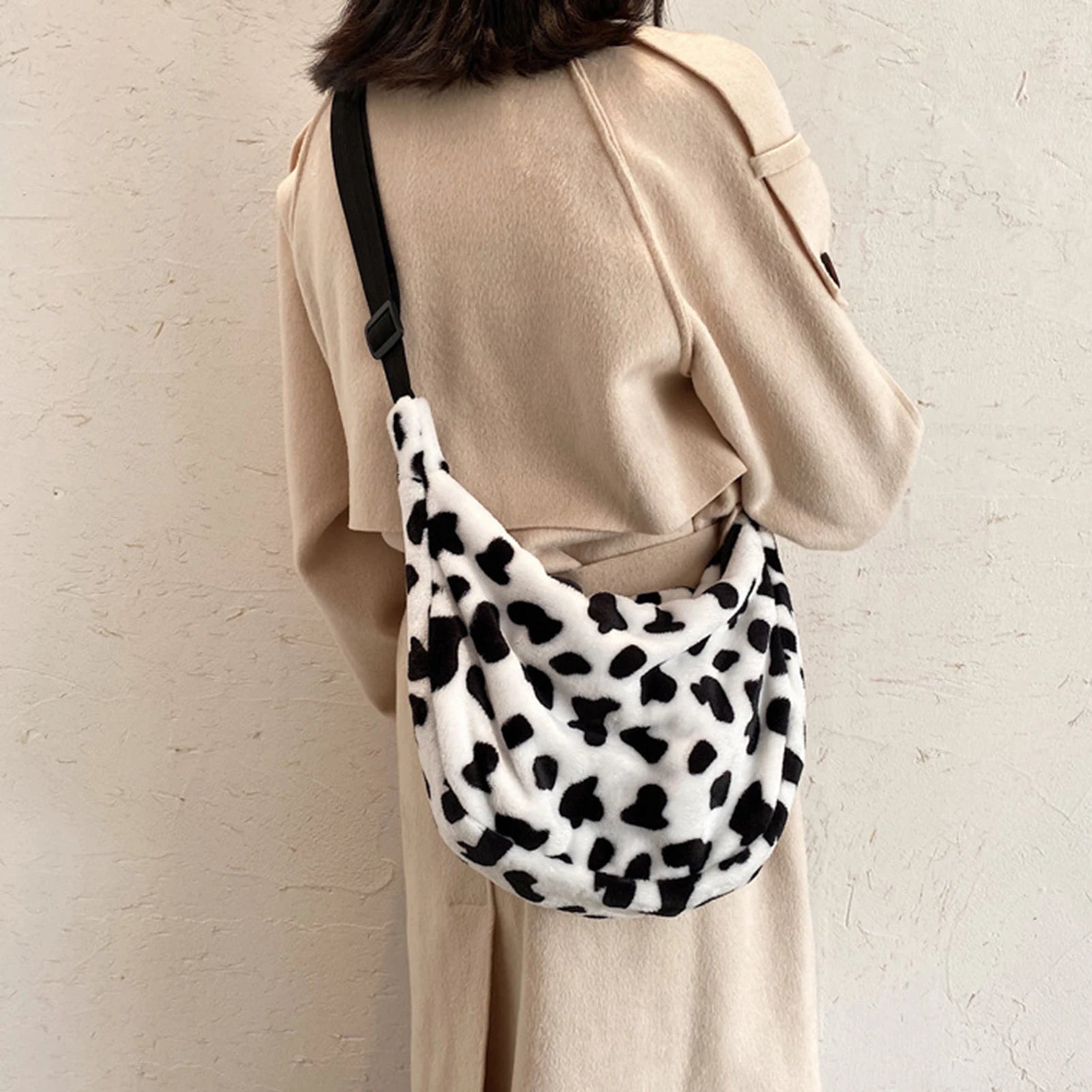Women Cow Pattern Shoulder Bag Plush Crossbody Handbag