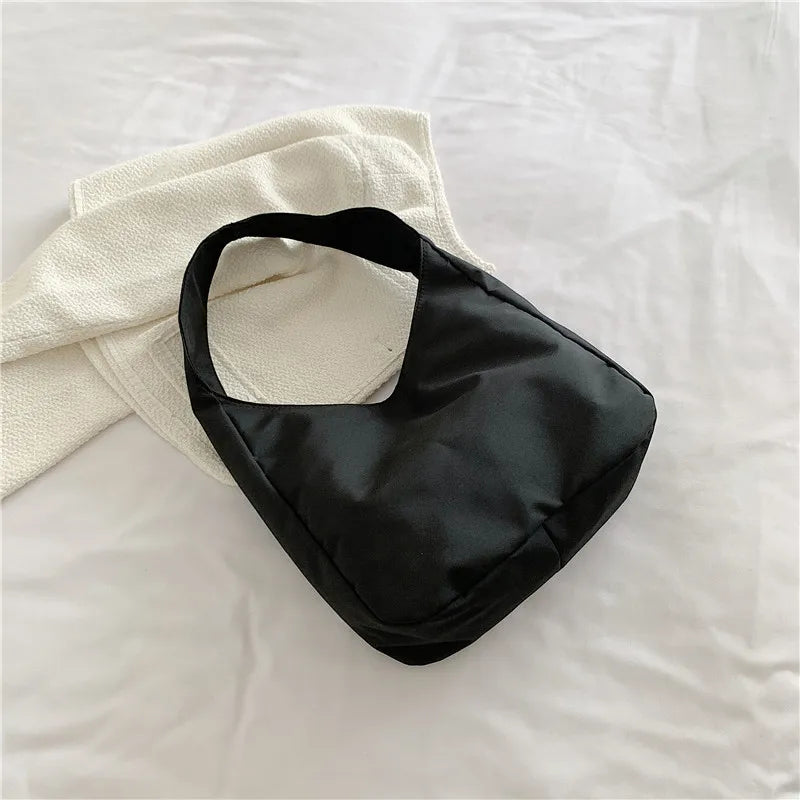 Fashionable Canvas Shoulder Bag for Women