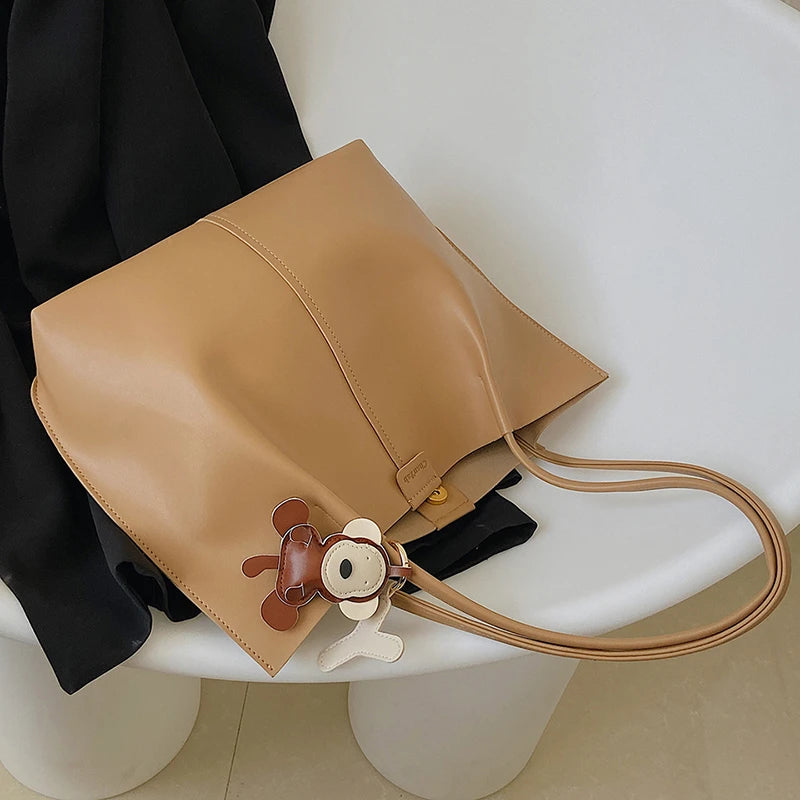 Large Capacity Cartoon Bear Women's Handbag Travel Totes Purse