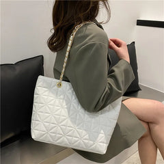Large Capacity Diamond Chain Handbag Leather Tote Bag