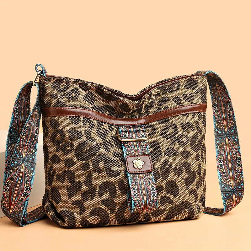 Retro Leather Ladies Shoulder Bag Messenger Bag Women's Tote Bag