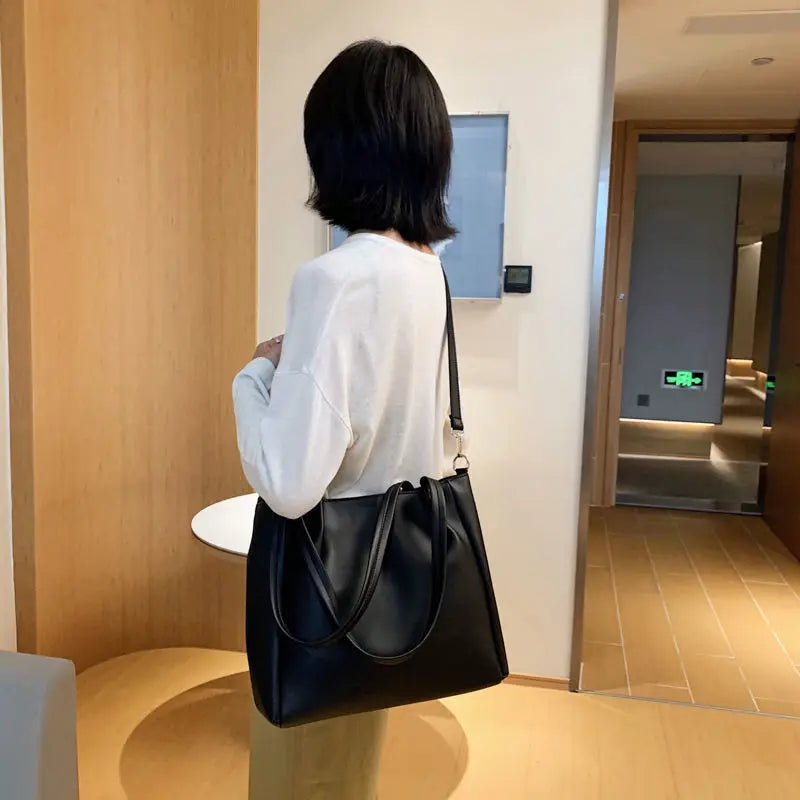 Large Capacity Tote Bag Women Shoulder Bags Travel Solid Retro Minimalist OL