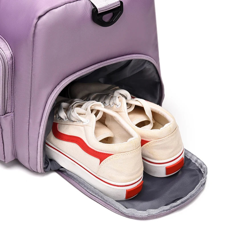 Large Capacity Gym Bag with Shoe Compartment and Wet/Dry Separation