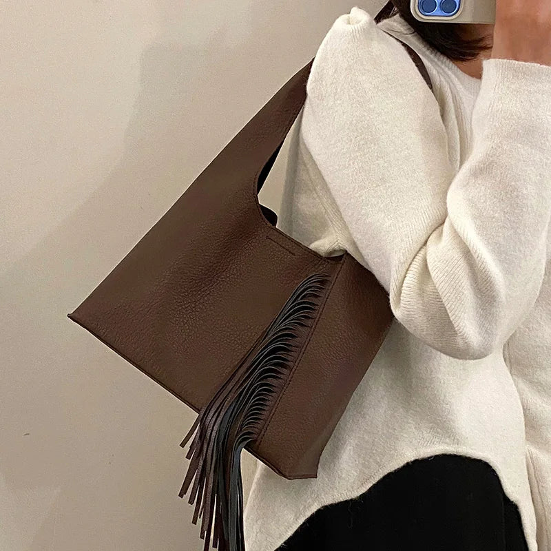 Large Capacity Women Shoulder Bag Tassel PU Leather Handbags
