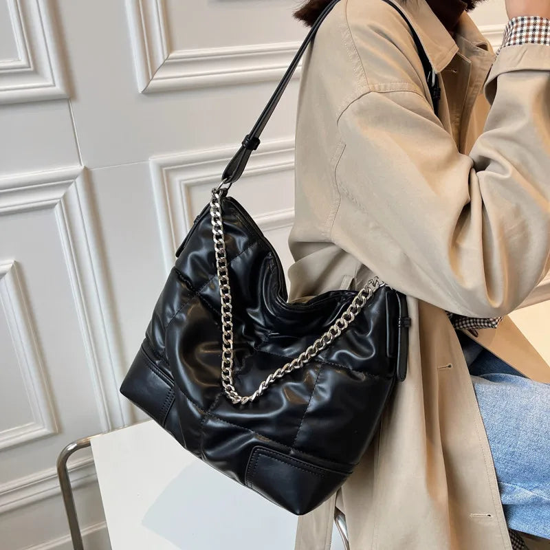 Large Capacity Quilted Shoulder Bag Women Winter Handbag Chain Crossbody Tote