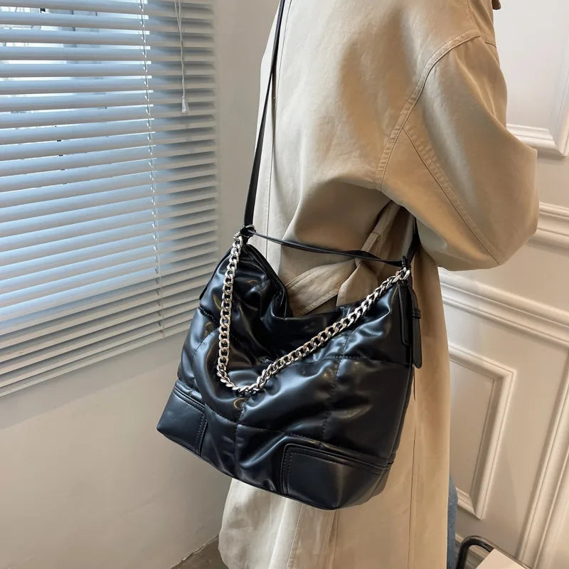 Large Capacity Quilted Shoulder Bag Women Winter Handbag Chain Crossbody Tote