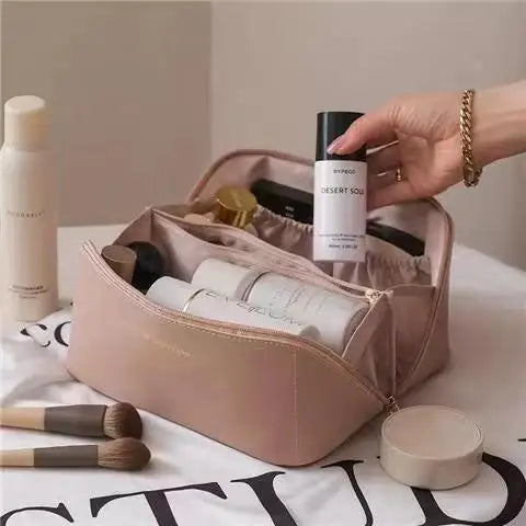 Large Leather Travel Cosmetic Bag for Women Makeup Organizer