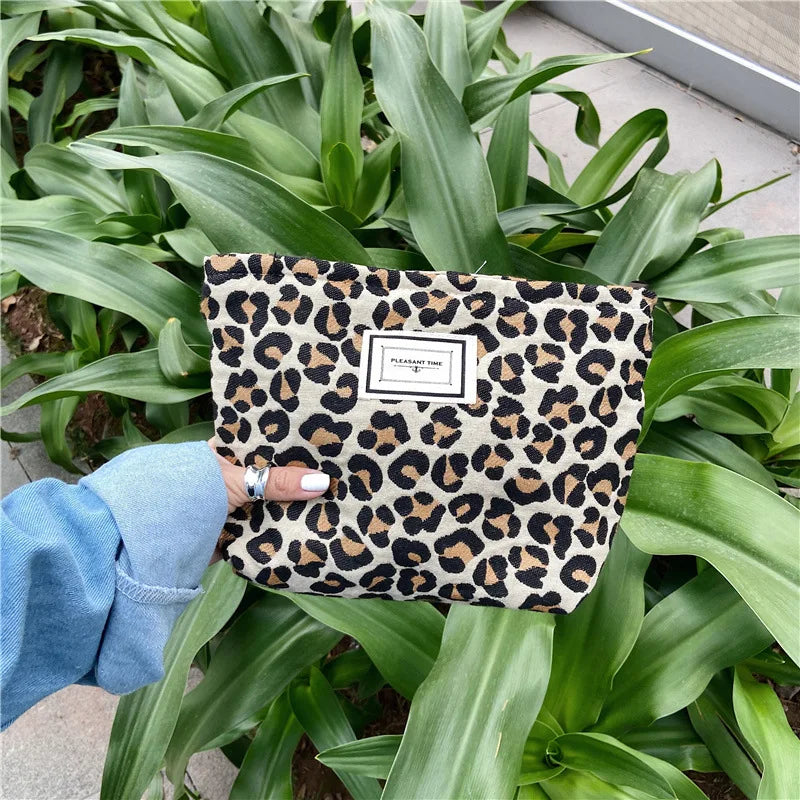 Large Women Floral Cosmetic Bag Cotton Relief Zipper Washing Makeup Storage Bag