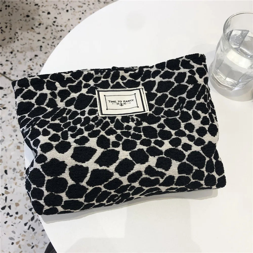 Large Women Leopard Cosmetic Bag Canvas Waterproof Zipper Make Up Bag Travel