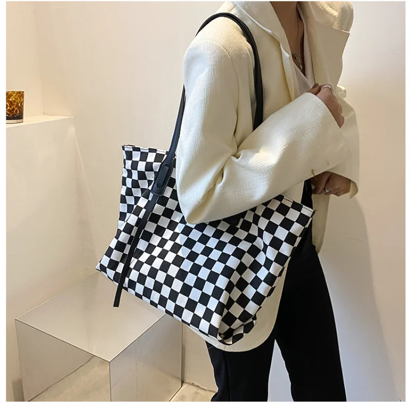 Large-capacity College Student Tote Bag Retro Canvas Shoulder Bag