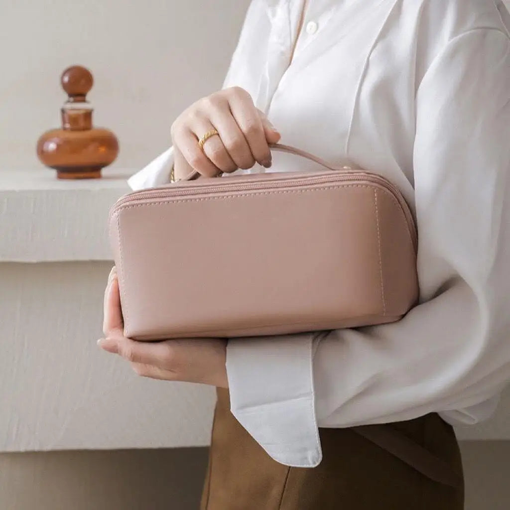 Large-capacity Portable Girl Makeup Bag Women Cosmetic Bag
