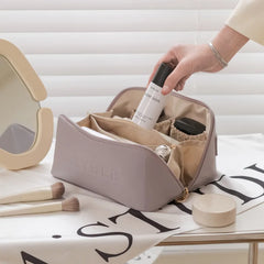 Large-capacity Portable Girl Makeup Bag Women Cosmetic Bag Toiletries Organizer