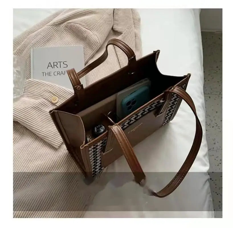 Retro Western Plaid Shoulder Bag with Large Capacity
