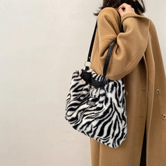 Leopard Pattern Plush Shoulder Bag Winter Purse Handbags Messenger Bags
