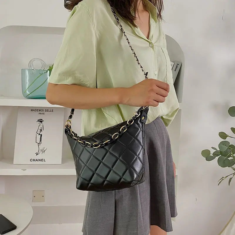 Women Hobos Bags Shoulder Crossbody Bag Chains