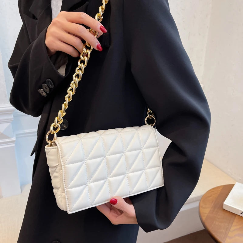 Retro Clutch Handbag Metal Chain Small Shoulder Bag