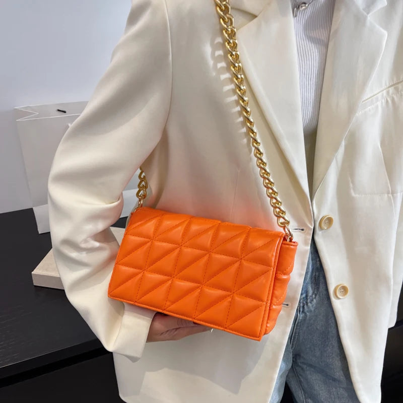 Retro Clutch Handbag Metal Chain Small Shoulder Bag