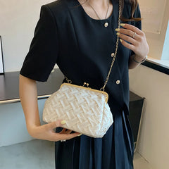 Women Shoulder Bag Summer Weave Bag Lady Clamp Evening Bag Handbag