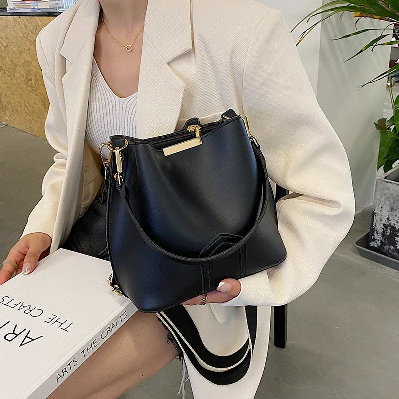 Small PU Leather Crossbody Bag for Women Winter Trends Handbag