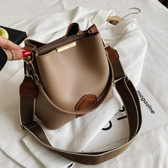 Small PU Leather Crossbody Bag for Women Winter Trends Handbag