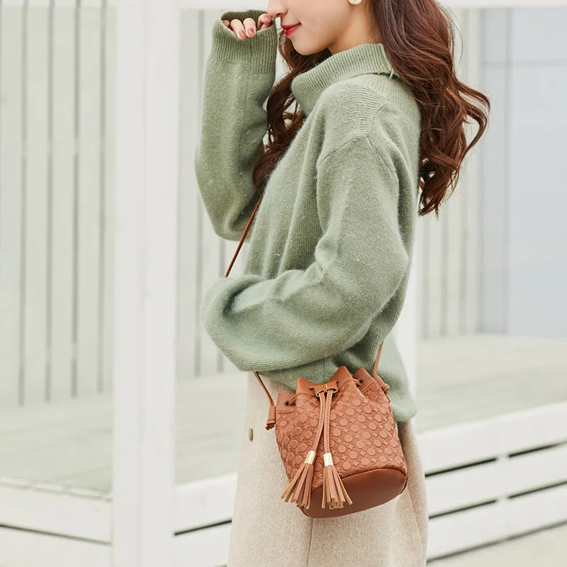 Lychee Pattern Women Bucket Bag Vintage Messenger Bag