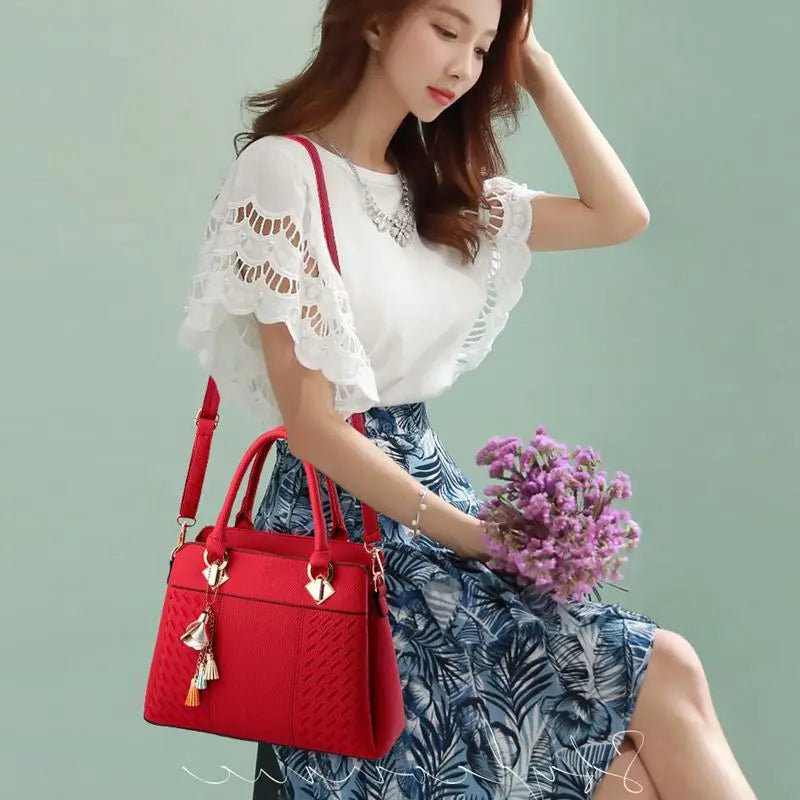 Women Leather Handbags Tasse Female Bag Shoulder bag KL612
