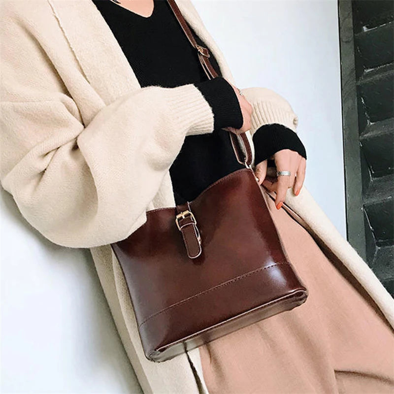 Oil PU Leather Women's Bucket Bag Handbags One-shoulder Messenger Bags