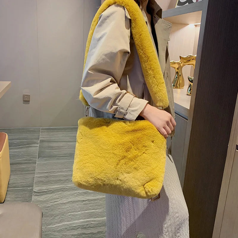 Plush Crossbody Bag Casual Faux Fur Large Shoulder Bags Ladies Purse