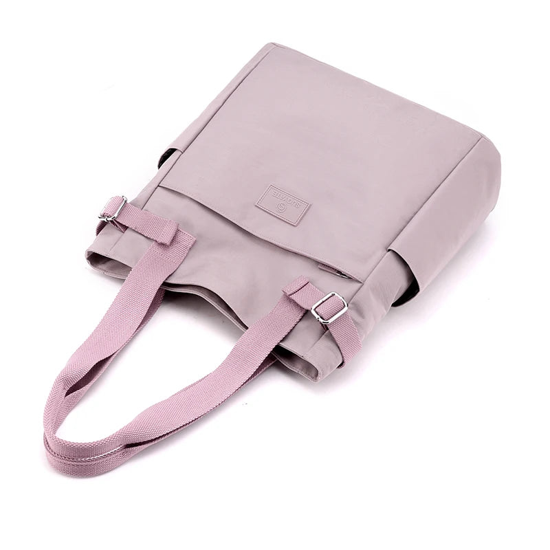 Nylon Diamond Waterproof Messenger Bag with Rhombus Decoration