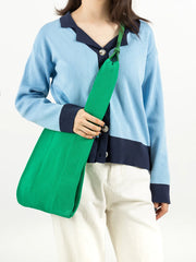 Stylish Knit Shoulder Bag with Leather Strap