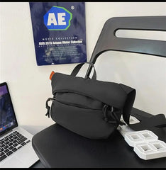 High Nylon Messenger Bag Waterproof Travel Crossbody Chest Bag