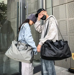 Large-Capacity Travel Bag with Wet/Dry Separation