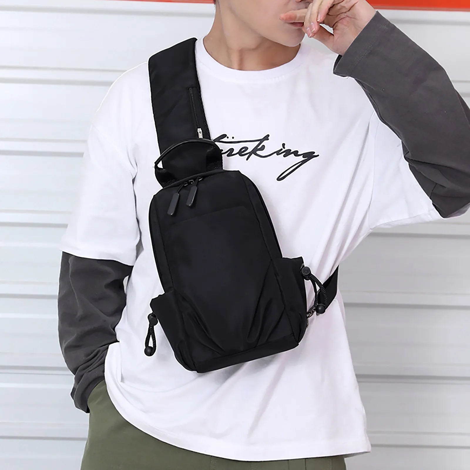 Men's Single Shoulder Backpack Lightweight Chest Bag