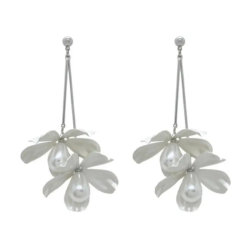 Metal Petals Pearl Pendant Earrings European And American Style