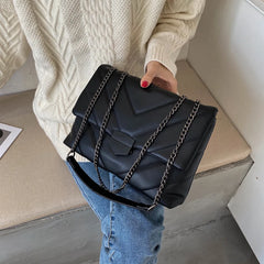 Retro Large-Capacity Messenger Bag for Women