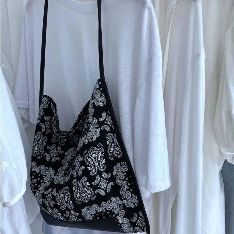 Large Capacity Ethnic Shoulder Bag Tot bag