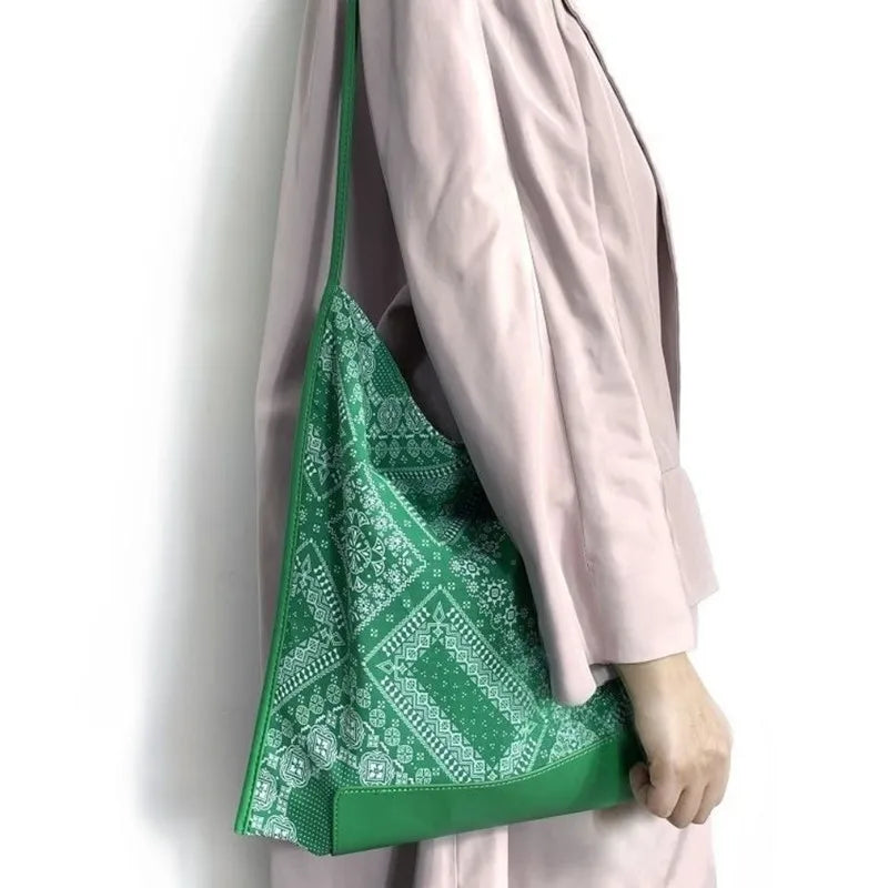 Large Capacity Ethnic Shoulder Bag Tot bag