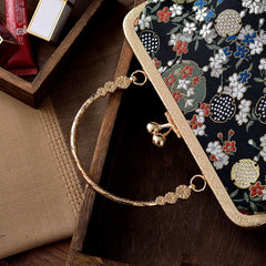 Vintage Women's Strawberry Flower Crossbody Bag