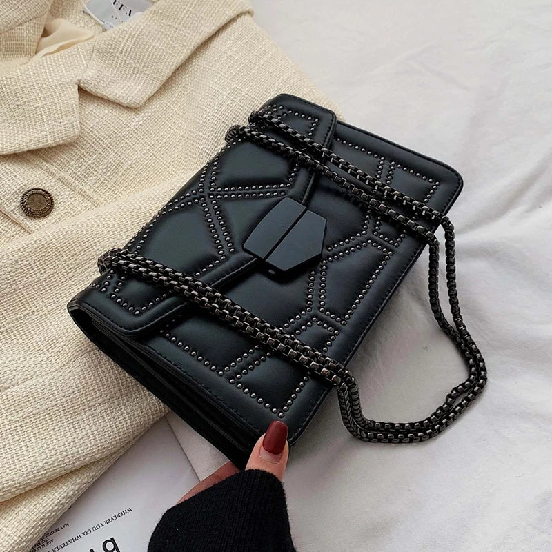 NEWDISCVR Chain Crossbody Bags Women Shoulder Messenger Lady Handbags