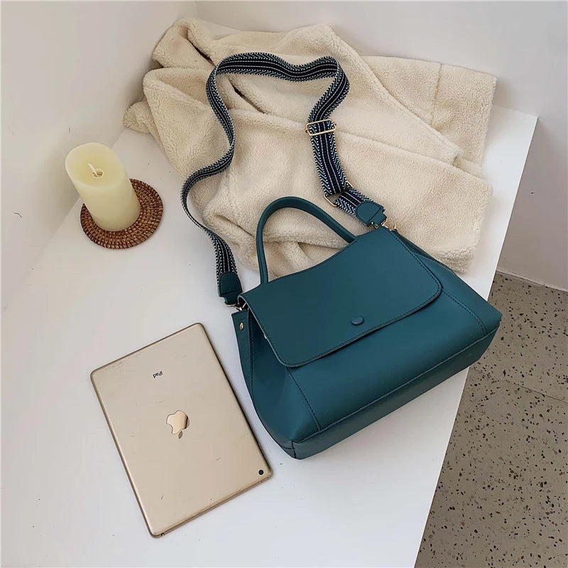 Large Capacity Handbags PU Shoulder Messenger Bag Retro Totes