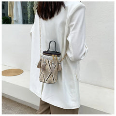 National Style Shoulder Bag for Women Crossbody Tassel Handbag