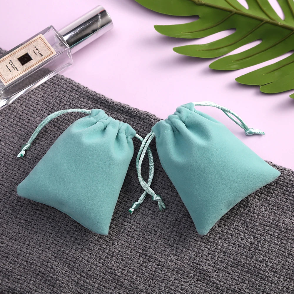 10Pcs 7x9cm Velvet Drawstring Pouch Jewelry Bag Gift Earrings Rings Christmas