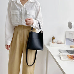 Fashionable Shoulder Bag for Women Vertical Messenger Handbag
