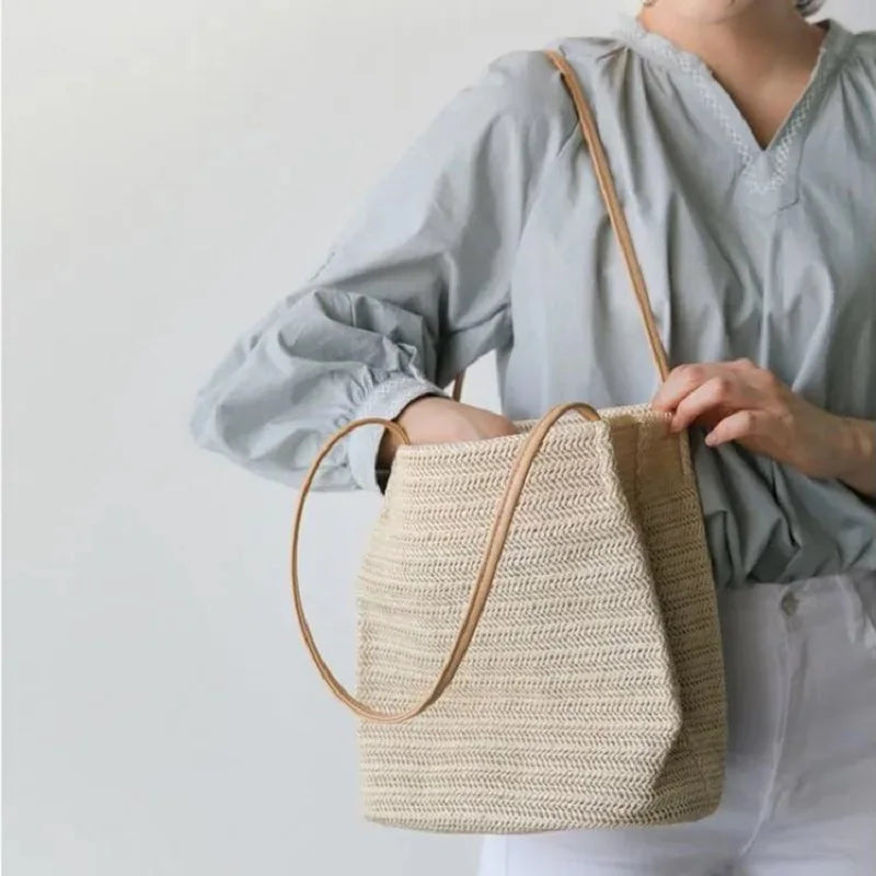 Straw Beach Bag Large Capacity Rattan Shoulder Bucket Bags