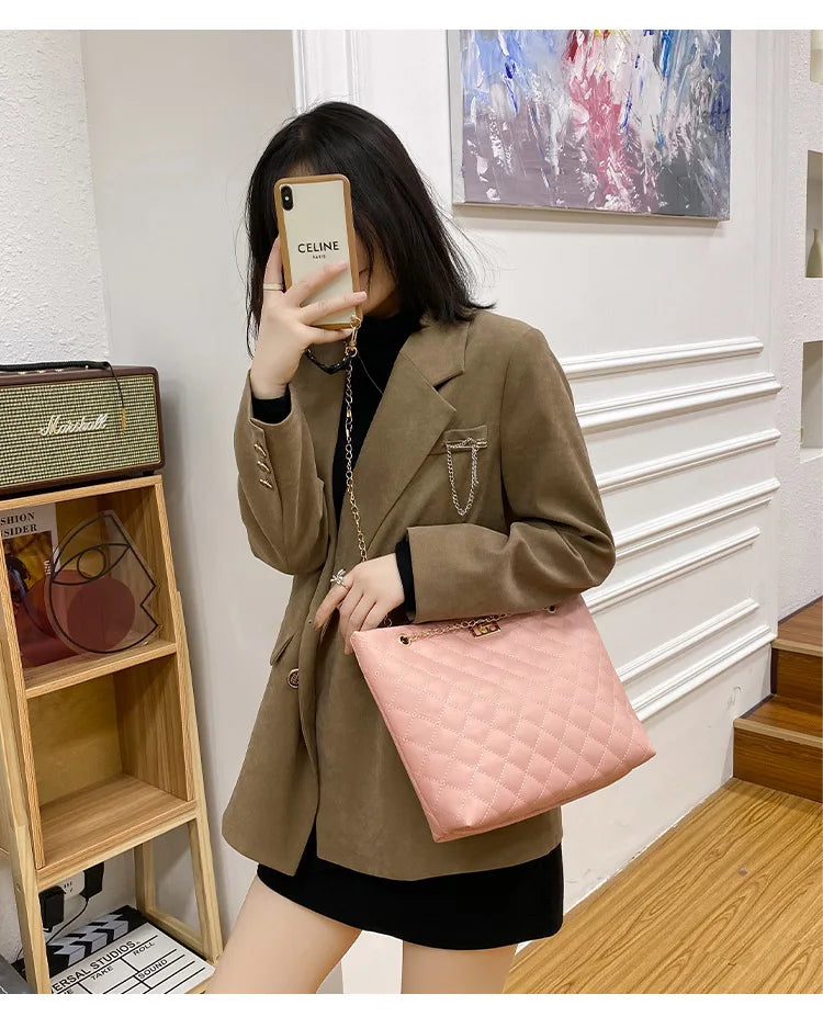 Chain Ladies Handbag Big Totes PU Leather Women Shoulder Bag Large Capacity