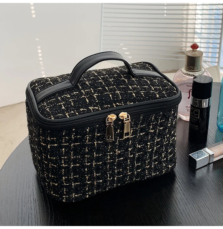 Solid Female Travel Toiletry Bag Beauty Makeup Organizer