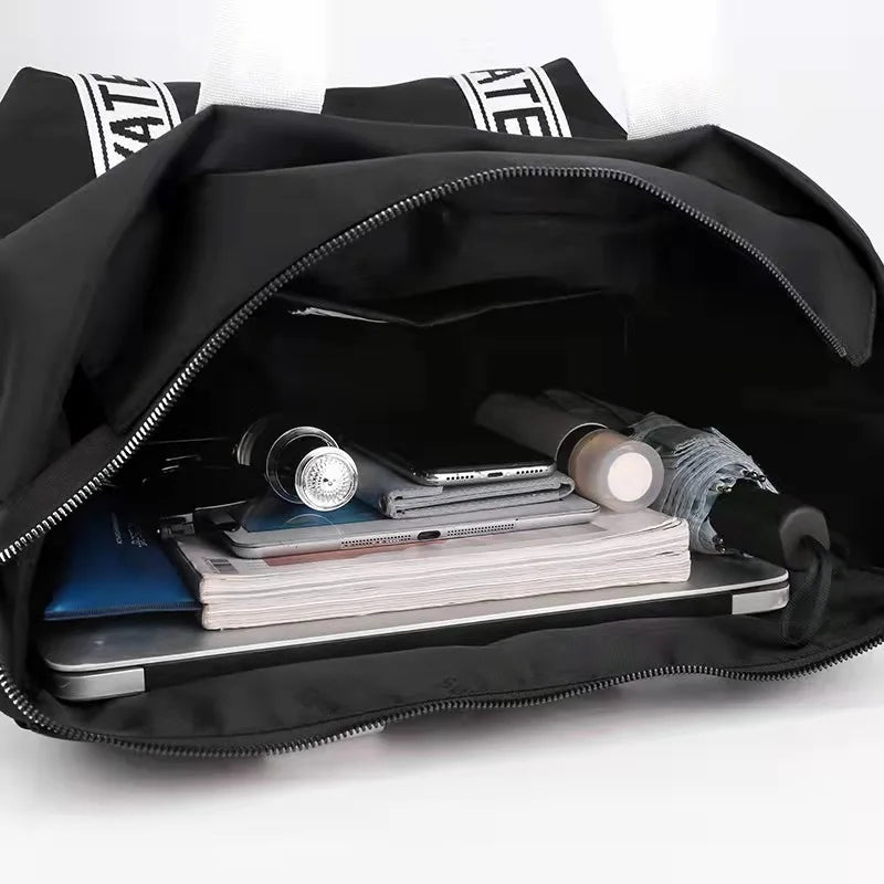 Charm Nylon Fabric Single Shoulder Bag Large Capacity Ms Outdoor Bag