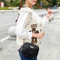 Embroidered Rhombus Shoulder Bag Chain Crossbody