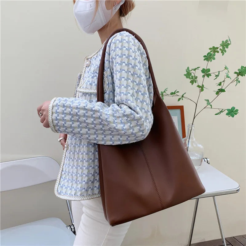 PU Leather Girls Shoulder Bag High Capacity Soft Handbags